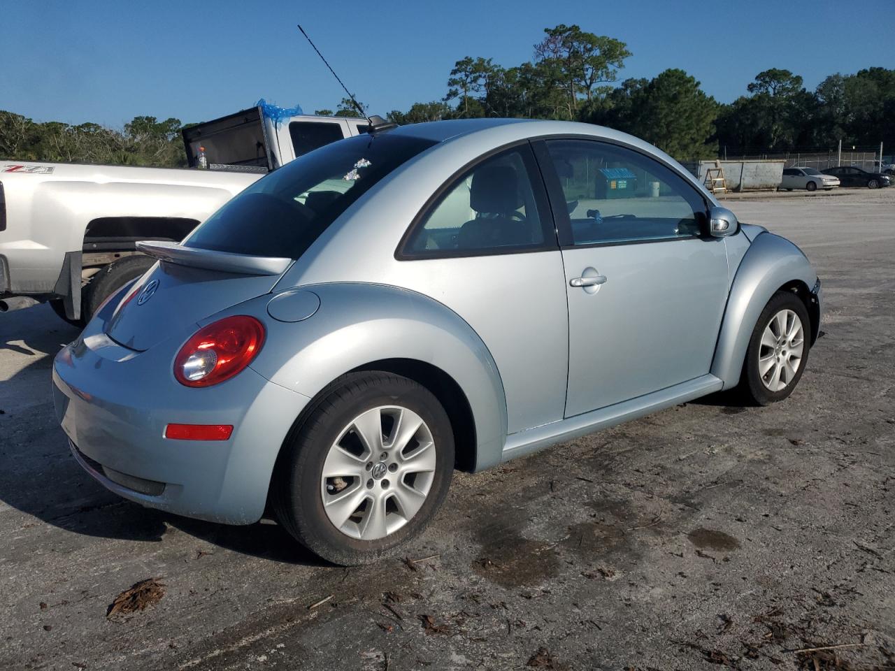 3VWPW31CX9M518731 2009 Volkswagen New Beetle S