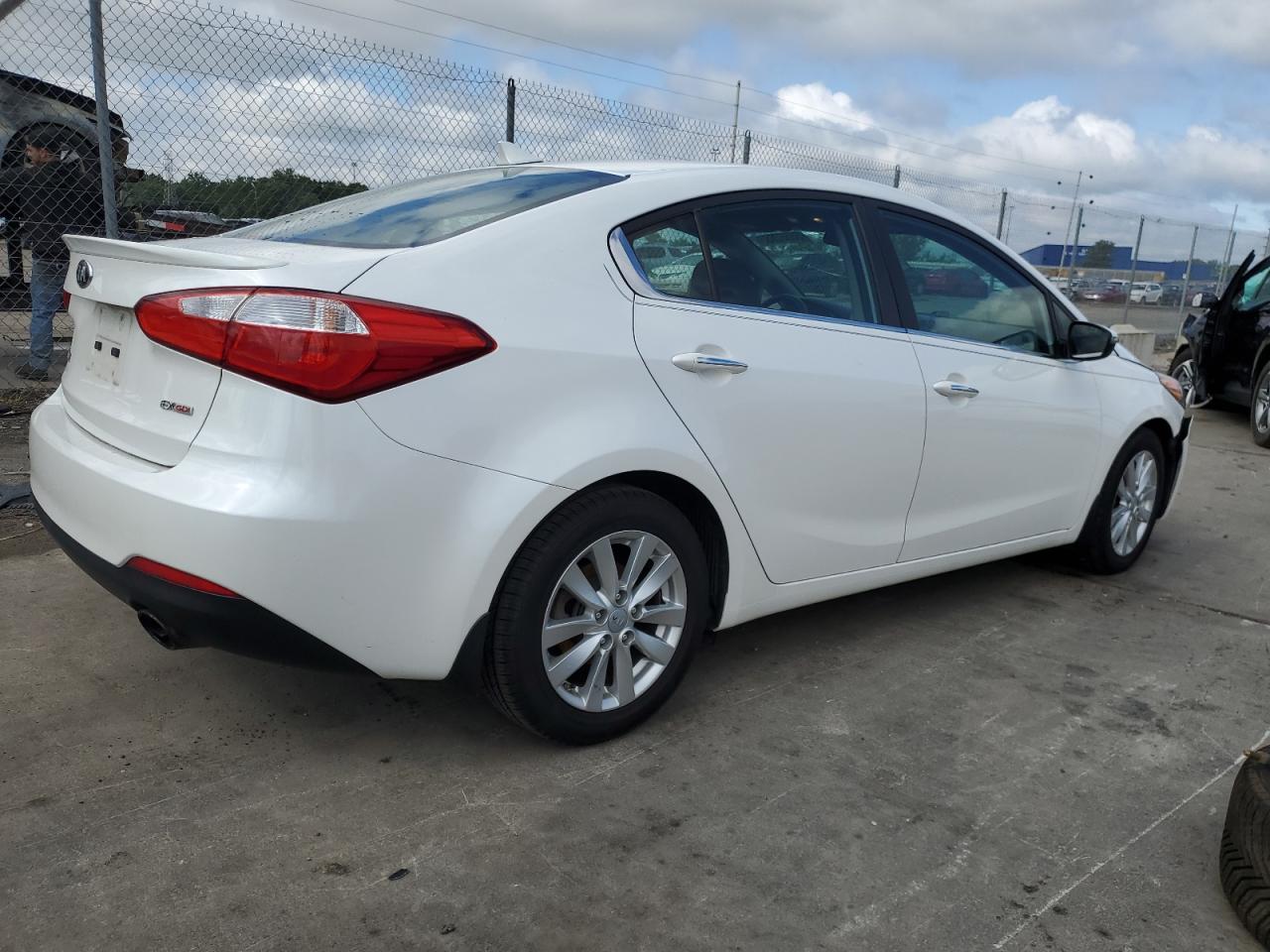 Lot #2831260701 2015 KIA FORTE EX