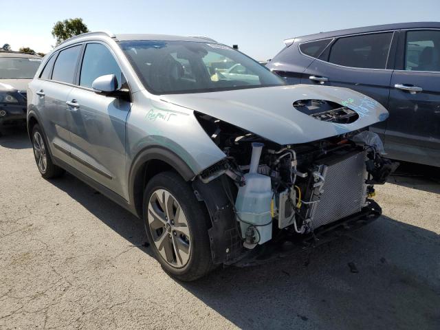 KNDCC3LG8K5021098 KIA NIRO EX