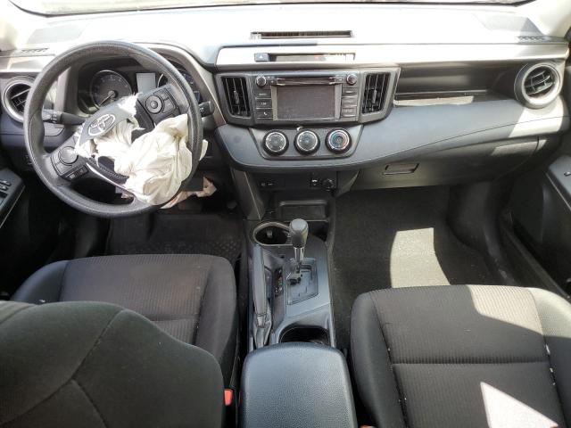 JTMBFREV1HJ700700 Toyota RAV4 LE
