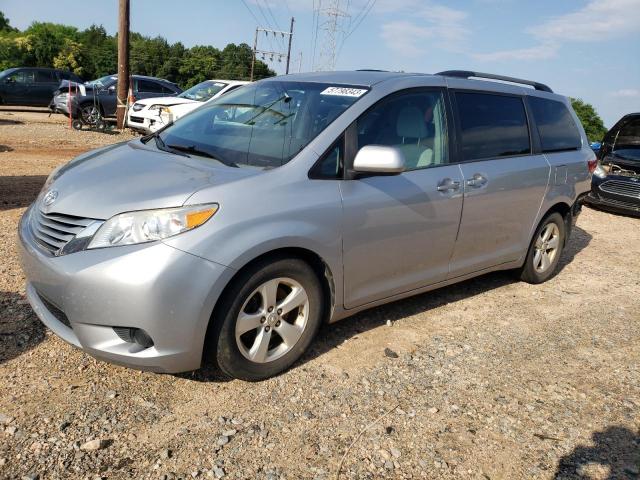 Toyota Sienna 2015