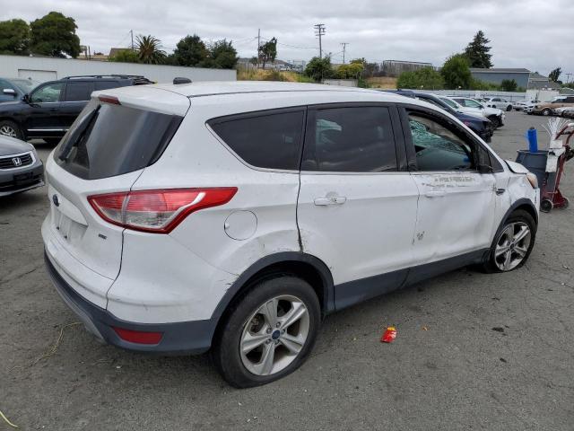 1FMCU0G78FUB31825 Ford ESCAPE SE