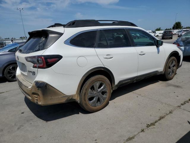 4S4BTGLD8M3135072 Subaru Outback Onyx Edition Xt