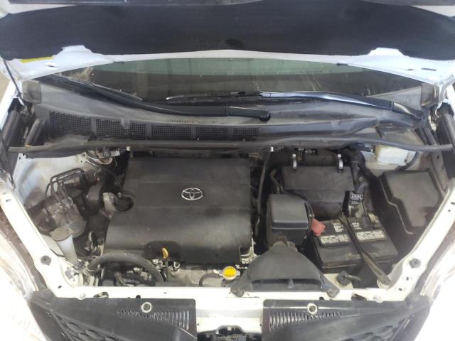 5TDZK3DC7GS759260 Toyota SIENNA
