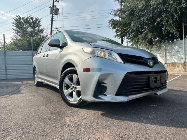 2019 Toyota Sienna 