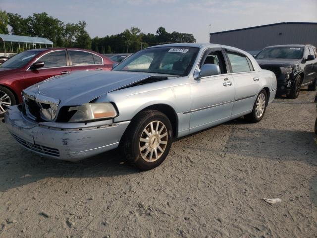 2007 Lincoln Town Car Signature