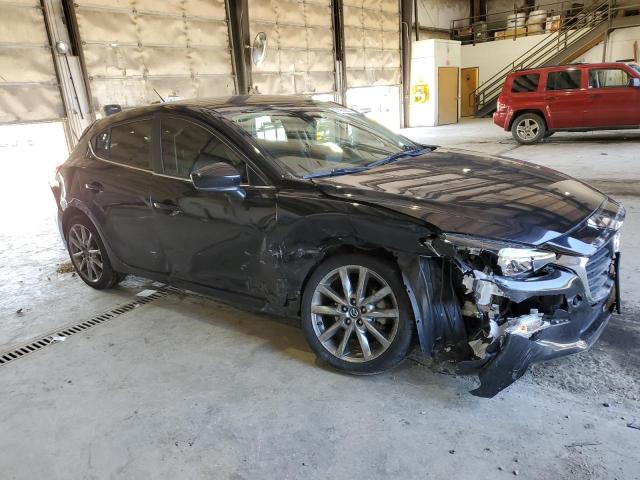 3MZBN1L32JM212237 Mazda 3 TOURING