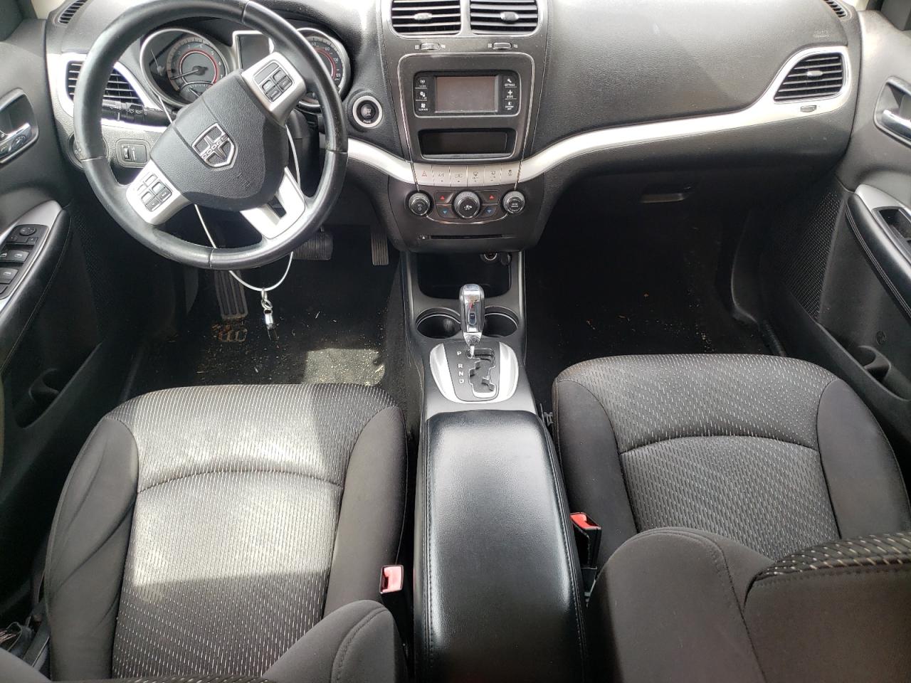 DODGE JOURNEY SE