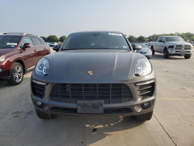 VIN WP1AA2A57JLB15300 2018 Porsche Macan no.5