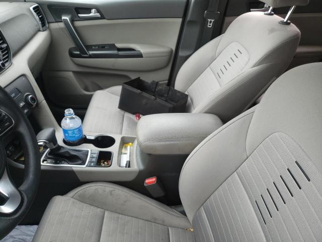 KNDPMCAC4J7387853 KIA Sportage Lx