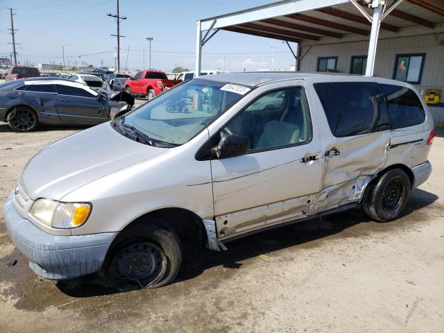 2001 Toyota Sienna CE