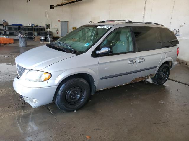 2004 Chrysler Town & Country 