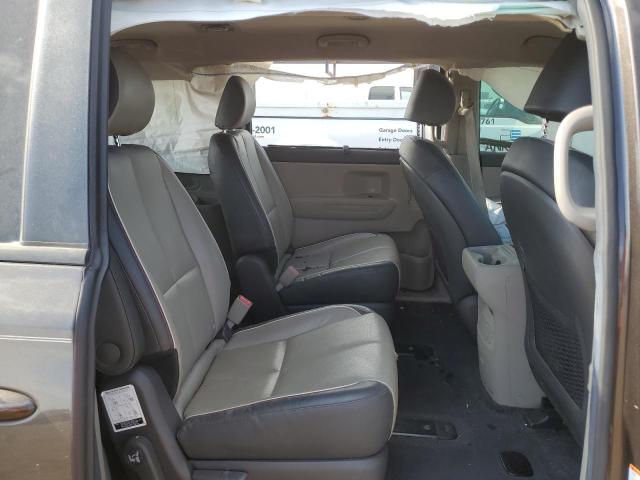 KNDMB5C17H6318283 KIA SEDONA LX