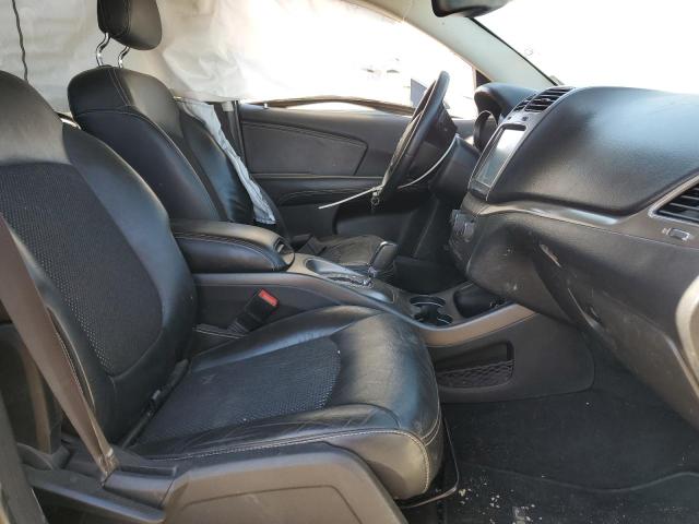 3C4PDCGG3HT677663 Dodge Journey Crossroad