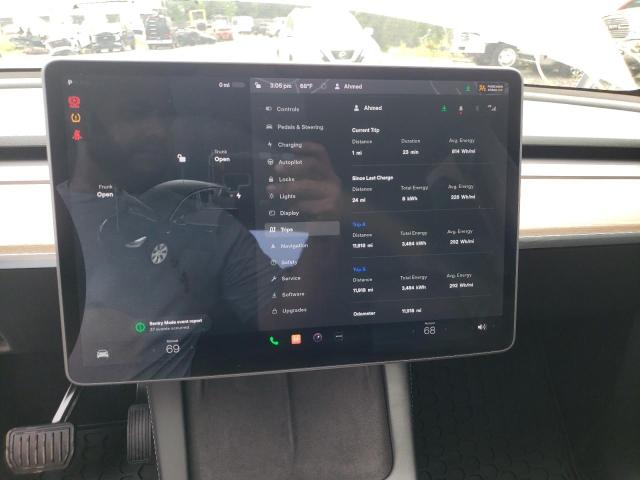 5YJYGDEE8MF305831 Tesla Model Y  9