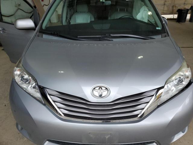 5TDYK3DC0FS668504 Toyota SIENNA XLE