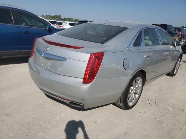  CADILLAC XTS 2014 Srebrny