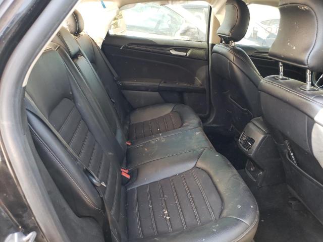 3FA6P0HD2JR281075 Ford FUSION SE