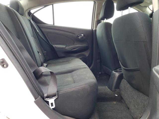 3N1CN7AP3FL933716 Nissan VERSA S