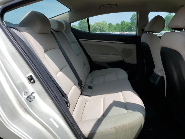 2018 HYUNDAI ELANTRA SE - KMHD74LF3JU453314