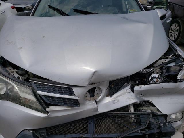 2015 TOYOTA RAV4 XLE - JTMWFREV7FD047884