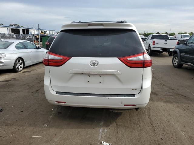 5TDYK3DC9FS586478 Toyota SIENNA XLE