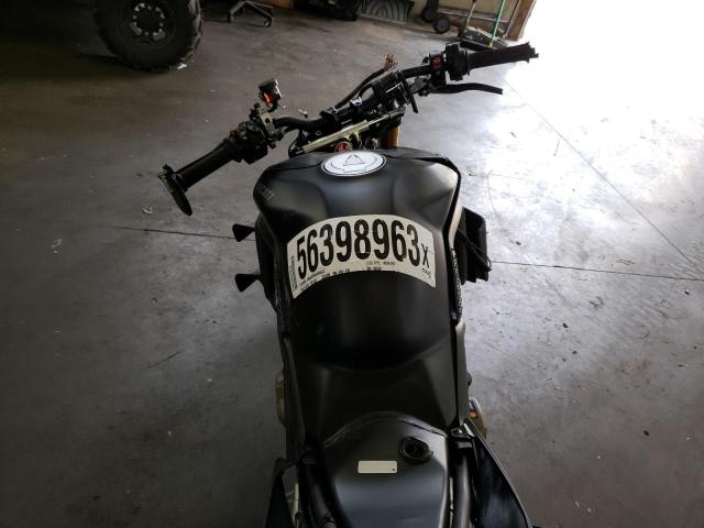 2022 DUCATI STREETFIGH ZDMFAKNW5NB008367