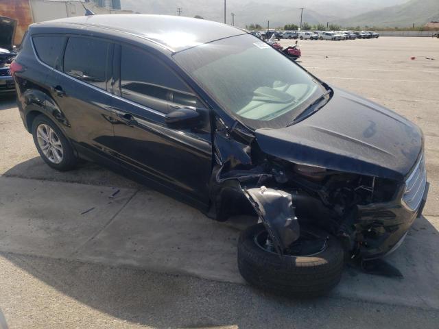 1FMCU0GDXKUB05162 Ford ESCAPE SE