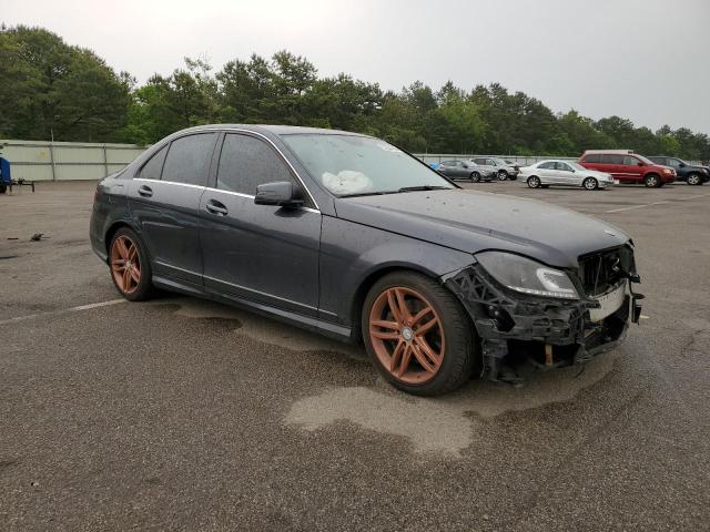 VIN WDDGF8AB3DA764927 2013 Mercedes-Benz C-Class, 3... no.4