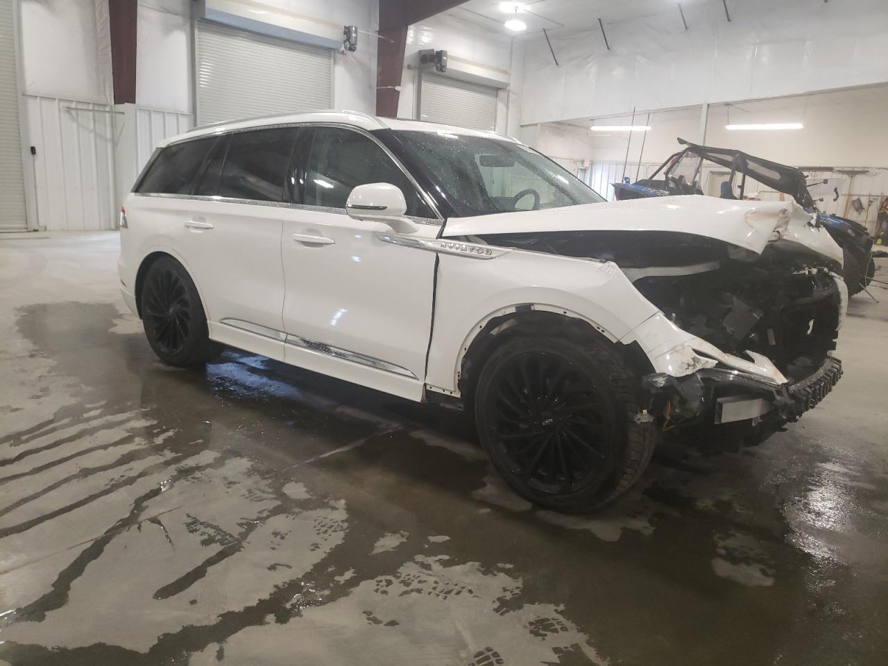 5LM5J7XC9NGL03751 Lincoln Aviator RE 4