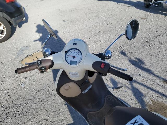 2022 HONDA NCW50 - JH2AF771XNK502253