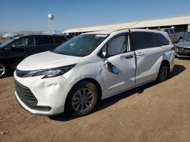 2021 Toyota Sienna LE