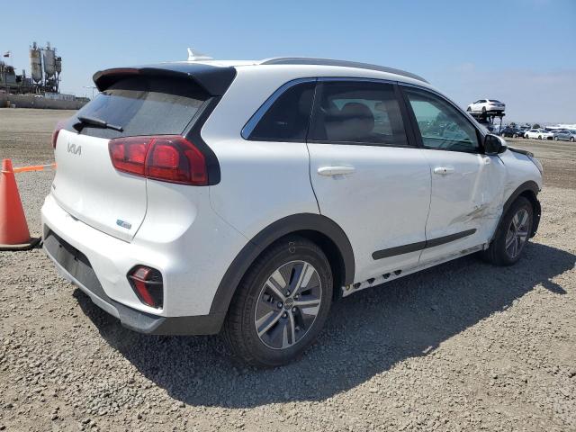 KNDCB3LC1N5547772 KIA NIRO LX