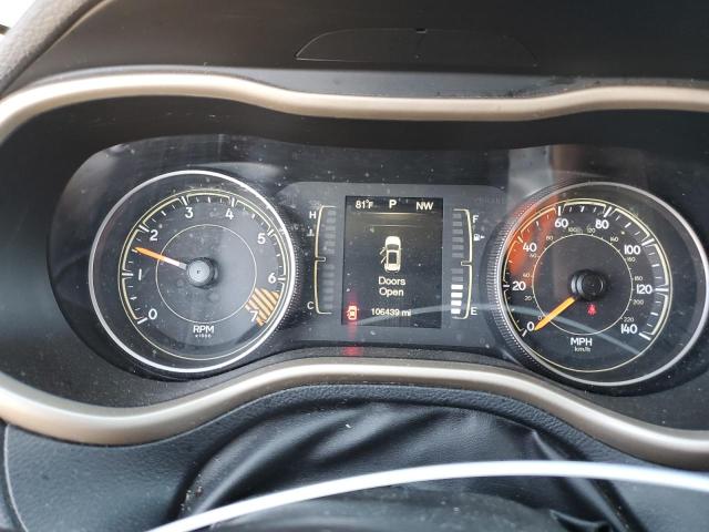 1C4PJLCB2FW579668 Jeep Cherokee Latitude