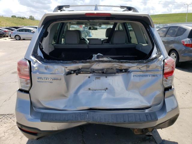 JF2SJARC5JH533216 Subaru Forester 2.5i Limited