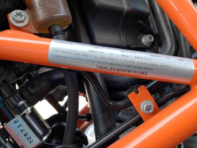 2023 KTM 690 SMC R VBKLSV405PM751353