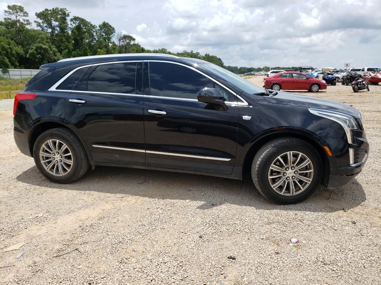 1GYKNBRS6HZ****** Salvage and Wrecked 2017 Cadillac XT5 in Alabama State