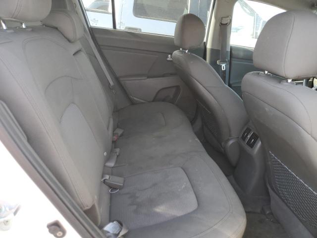 KNDPBCACXF7701275 KIA Sportage Lx