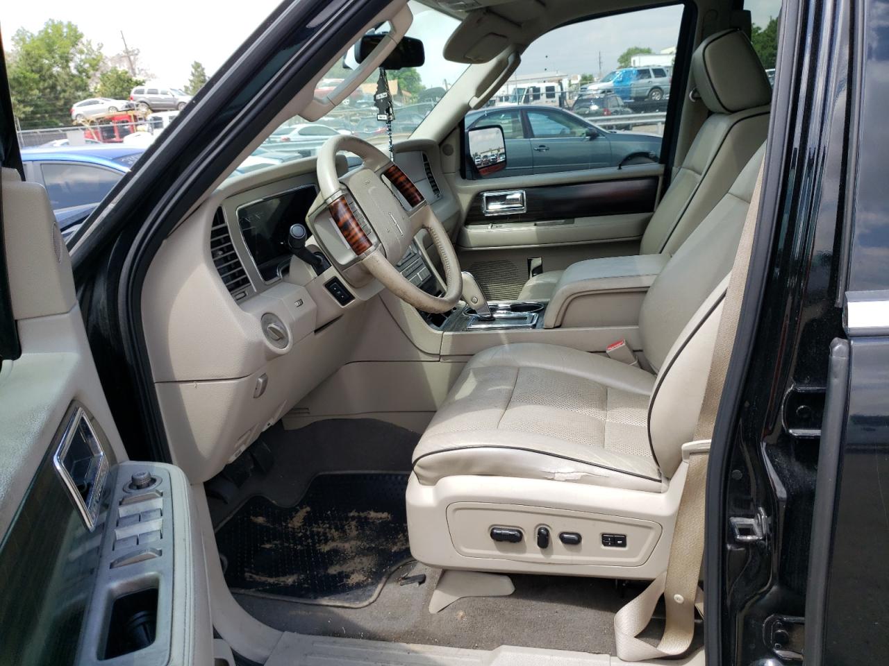 5LMFU27557LJ07297 2007 Lincoln Navigator