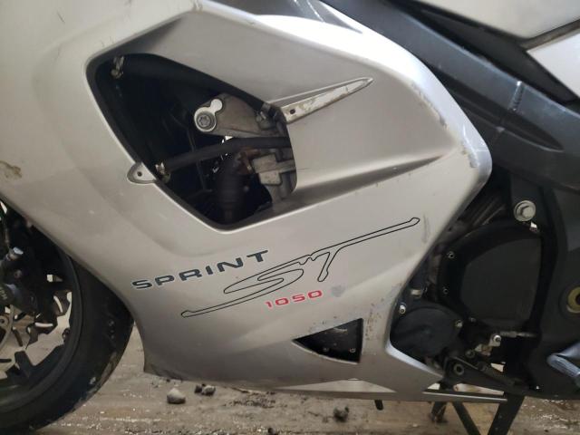 2005 TRIUMPH MOTORCYCLE SPRINT ST - SMT600PKX5J233470