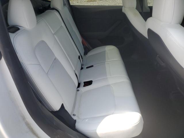 7SAYGDEE2NF537488 Tesla Model Y