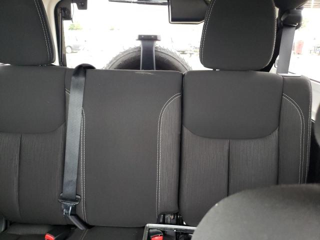 1C4BJWEG3GL233264 Jeep Wrangler Unlimited Sahara