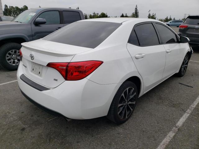 Toyota COROLLA L 2018 5YFBURHE8JP780550 Image 3