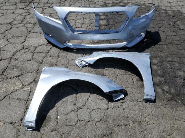 4S3BNAA66F3070550 Subaru Legacy 2.5i