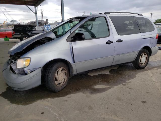 1999 Toyota Sienna LE