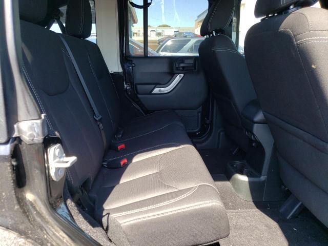 1C4BJWEG2GL311890 Jeep Wrangler Unlimited Sahara