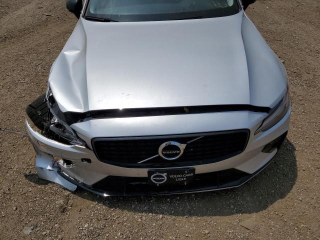 2022 VOLVO S60 B5 MOM 7JRL12TZ7NG162689