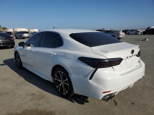 2018 TOYOTA CAMRY 4D 2 - 4T1B11HK0JU573035