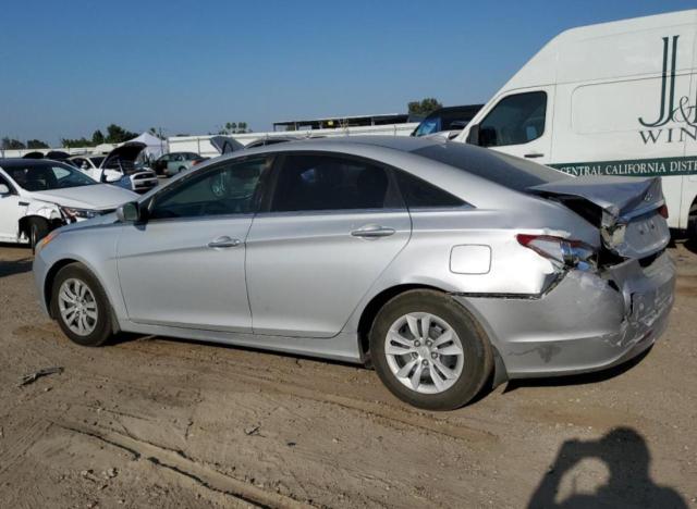 VIN: 5NPEB4AC1CH416145 Auction: COPART Lot: 57729603 Location: CA - BAKERSFIELD 5NPEB4AC1CH416145 HYUNDAI SONATA 2012 SILVER Photo 2