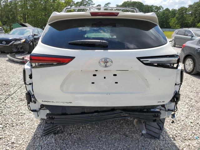 5TDGZRAH8MS067770 Toyota Highlander Xle